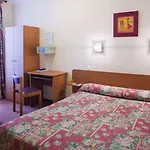 Hotel De La Place Des Alpes