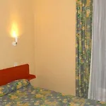 De La Place Des Alpes Hotel Paris